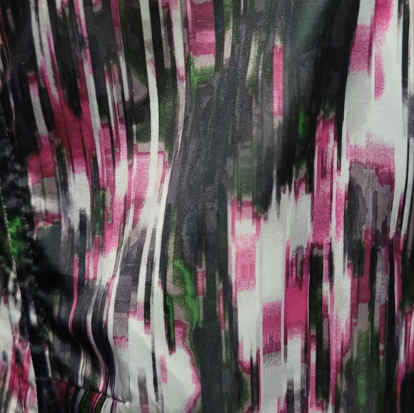 Isaac Mizrahi hooded windbreaker jacket - Picture 5 of 5